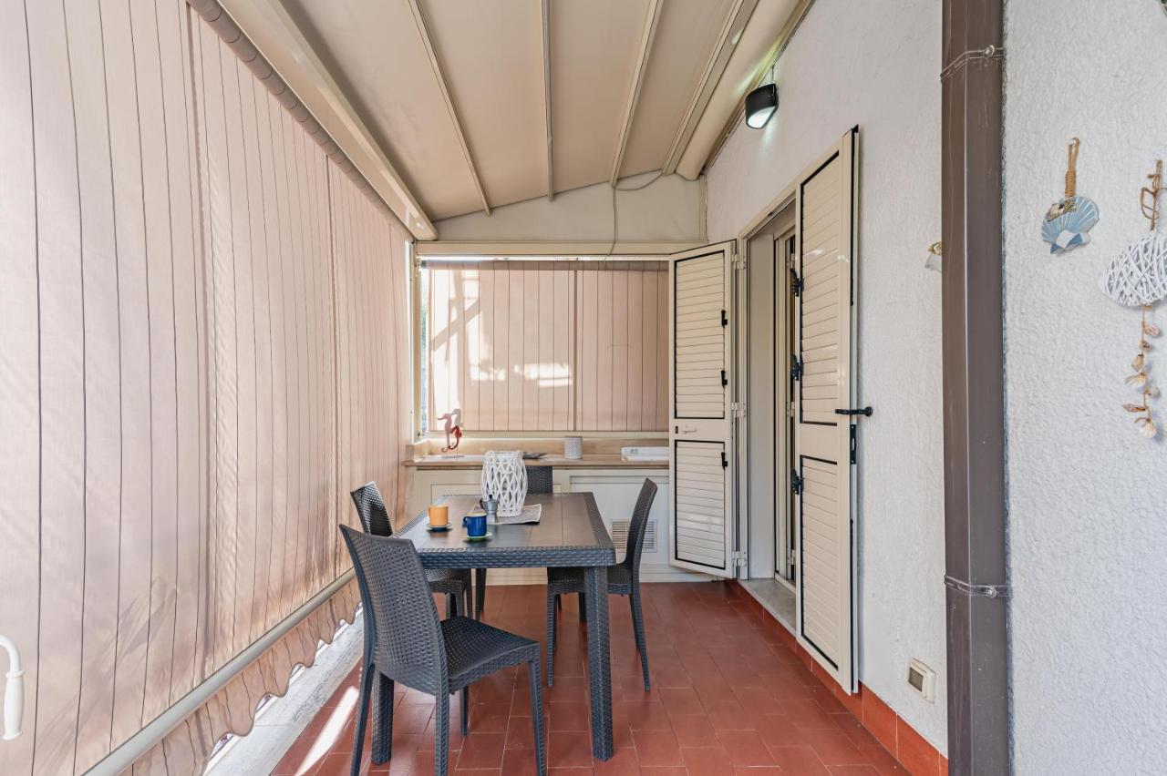 شقة Naxos Bay Flat With Terrace 50 Meters From The Sea جيارديني ناكسوس المظهر الخارجي الصورة